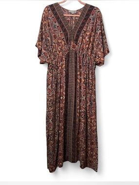 LUUKSE  Bohemian Paisley V-Neck Maxi Dress in Brown